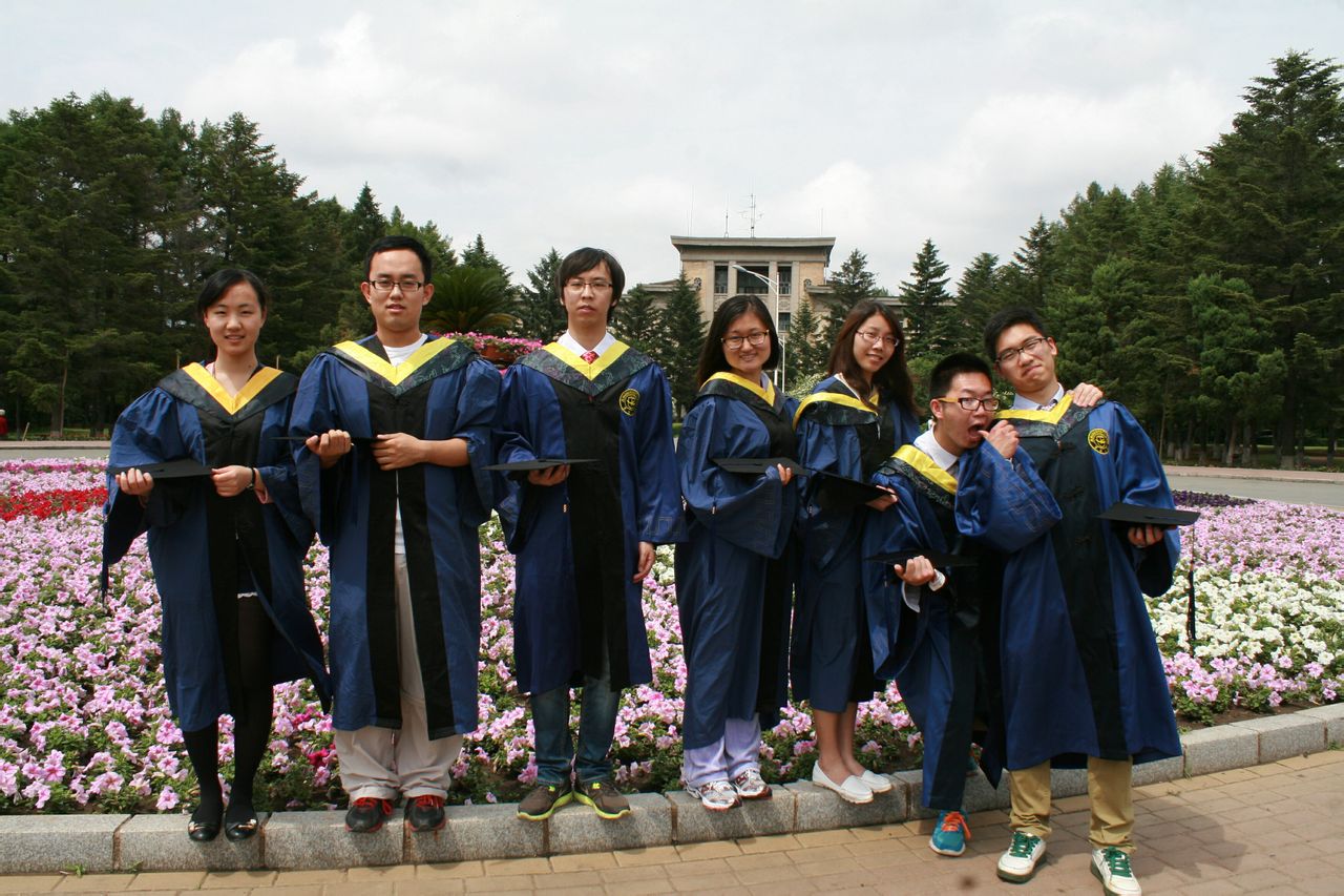 吉林大学毕业证(吉林大学毕业证p图步骤)