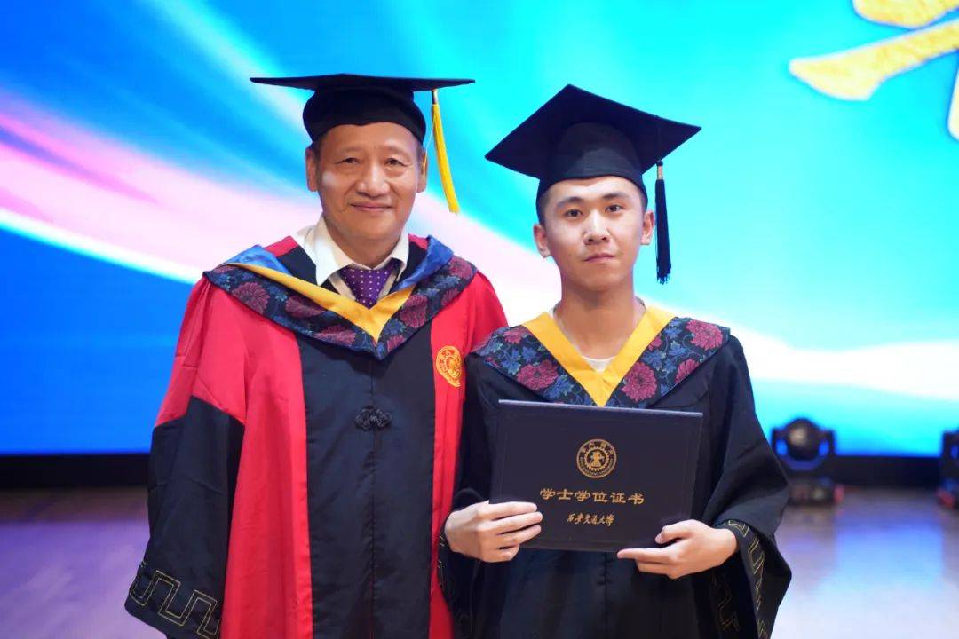 西安交通大学文凭(西安交通大学文凭申请条件)
