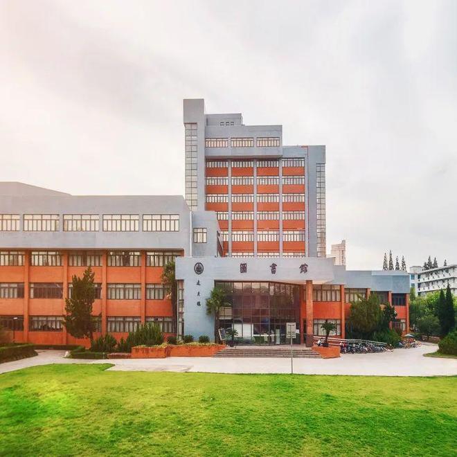 华东师范大学排名